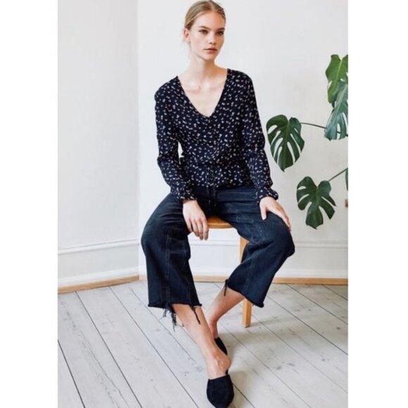 Rails Black Butterfly Print V-neck Button Front Waist Tie Peplum Blouse Top M - Picture 14 of 14